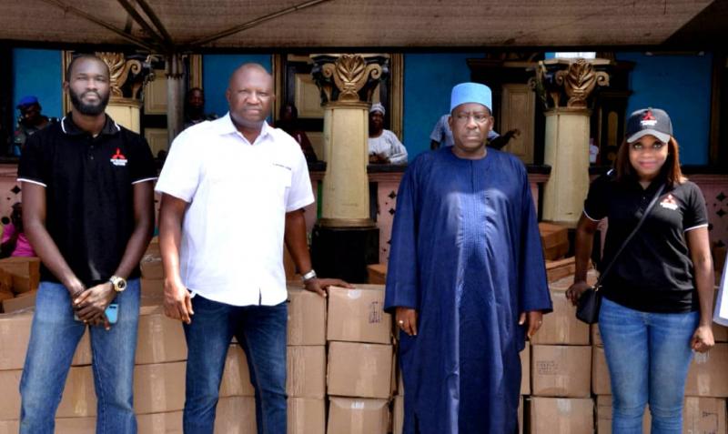 (L-R)- Marketing Officer, Massilia Motors, Hakeem Sanusi; Deputy Managing Director of Massilia Motors, Mr. Kunle Jaiyesimi; Oba Abdul Fatai Aremu Aromire, the Ojora of Ijora; and Head of Marketing and Corporate Communication, Massilia Motors, Funmi Abiola; when Massilia Motors presented food items for 1000 families in Ijora, Lagos on Thursday.